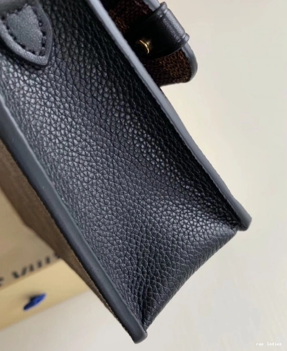 Cheap VUITTON CHAIN VAVIN LOUIS WALLET 0819